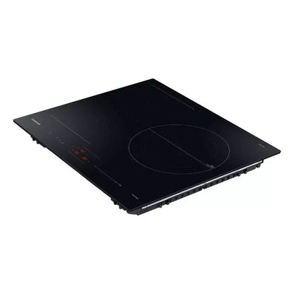 Bếp Từ SAMSUNG NZ63B5046FK/SV Với 3 Vùng Nấu